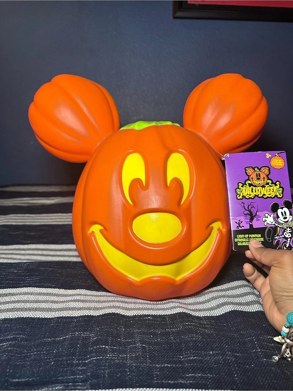 Disney Medium Mickey Mouse Light-Up Jack-o'-Lantern small  Halloween Decor